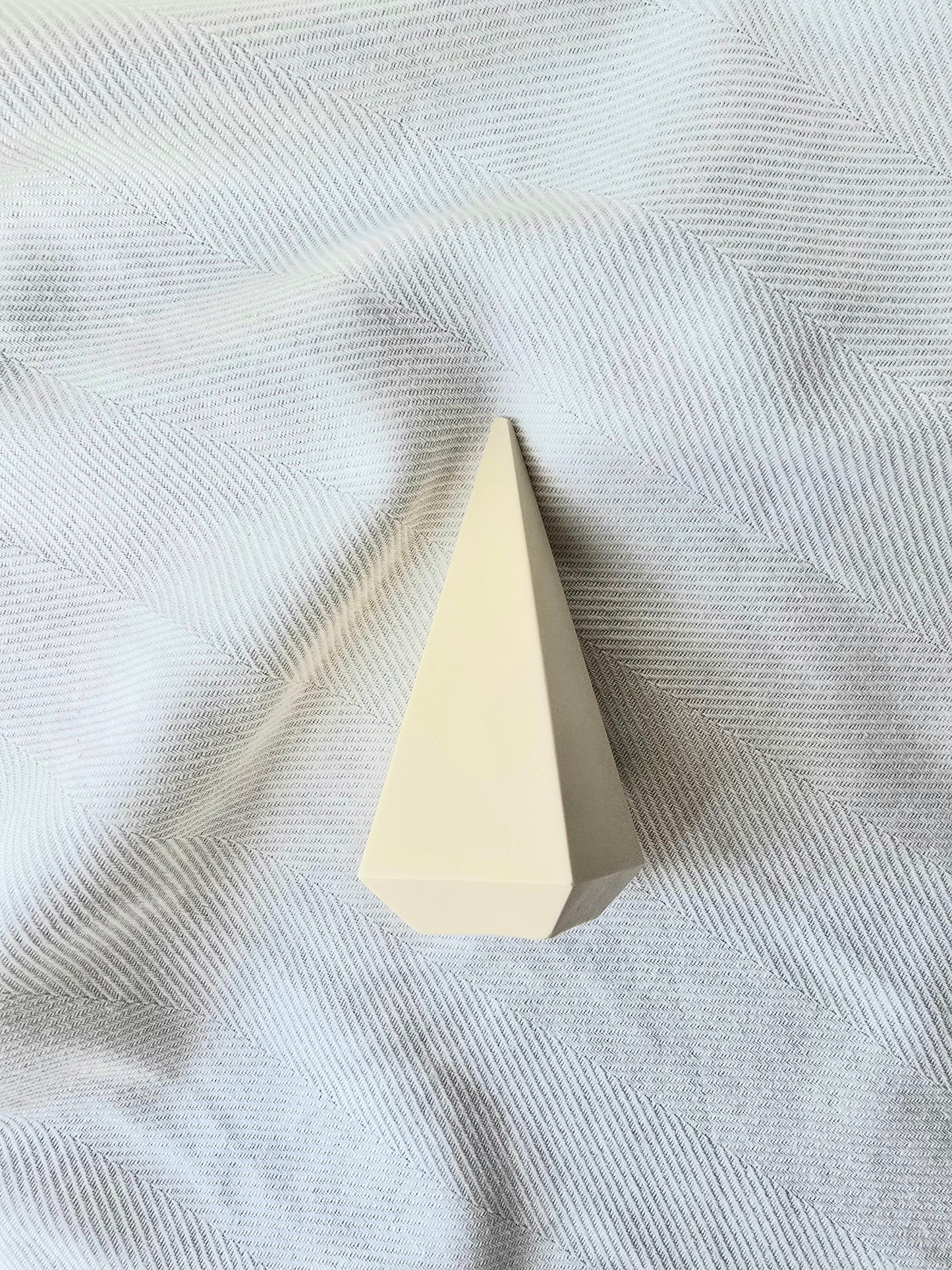 Pyramid Ring Holder