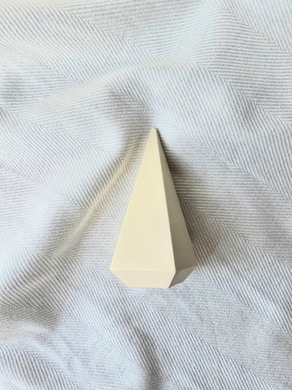 Pyramid Ring Holder